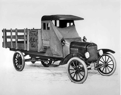1918-Ford-Model-TT02